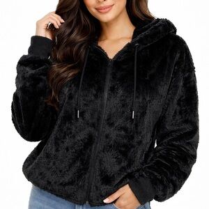 PrettyLittleThing Black Fleece Jacket